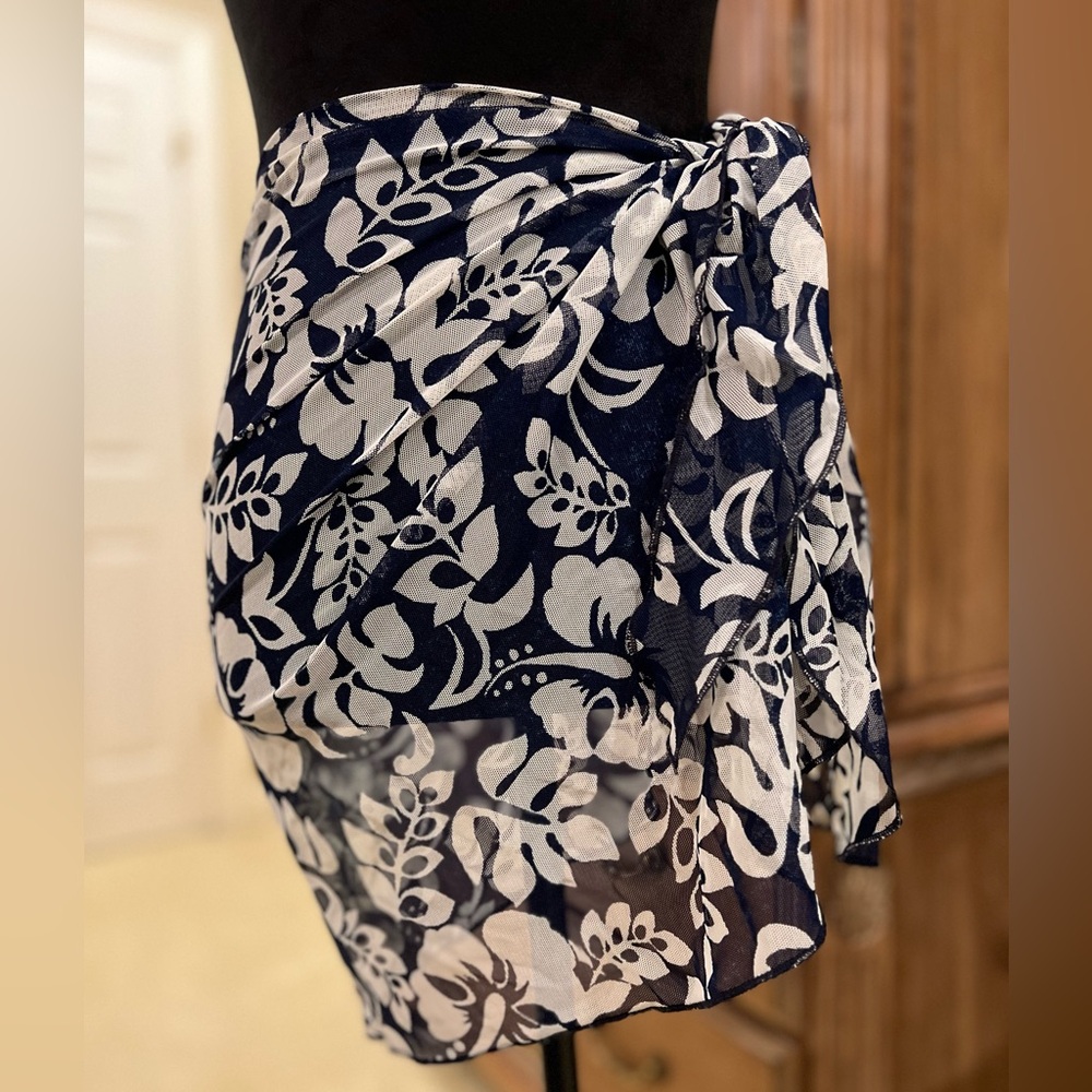 Style & co sarong